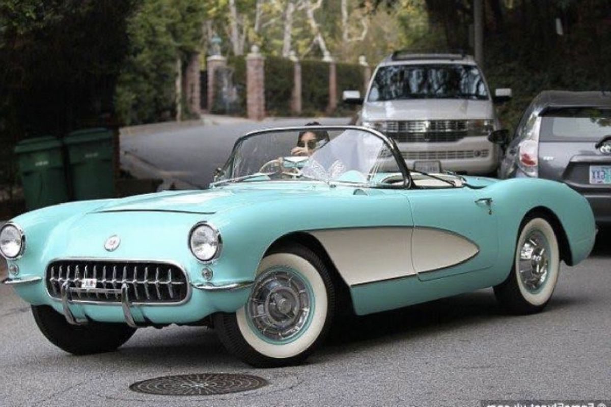 Chevrolet Corvette Convertible