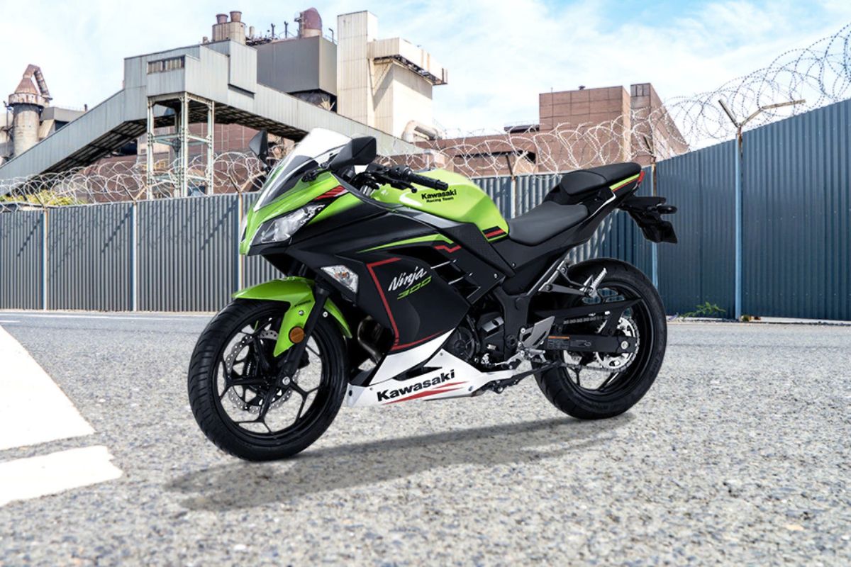 Kawasaki Ninja 300