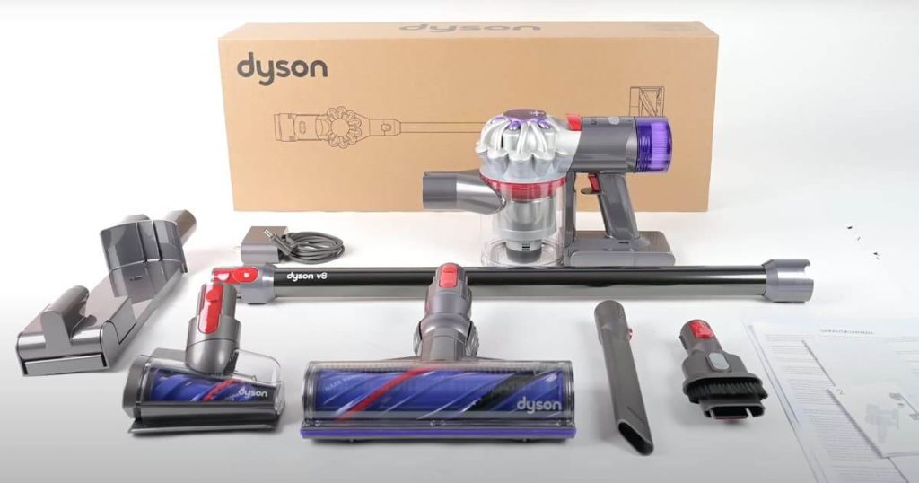 Dyson V8 Detangling