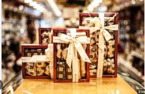 The Best Online Perfume Stores for Gifts